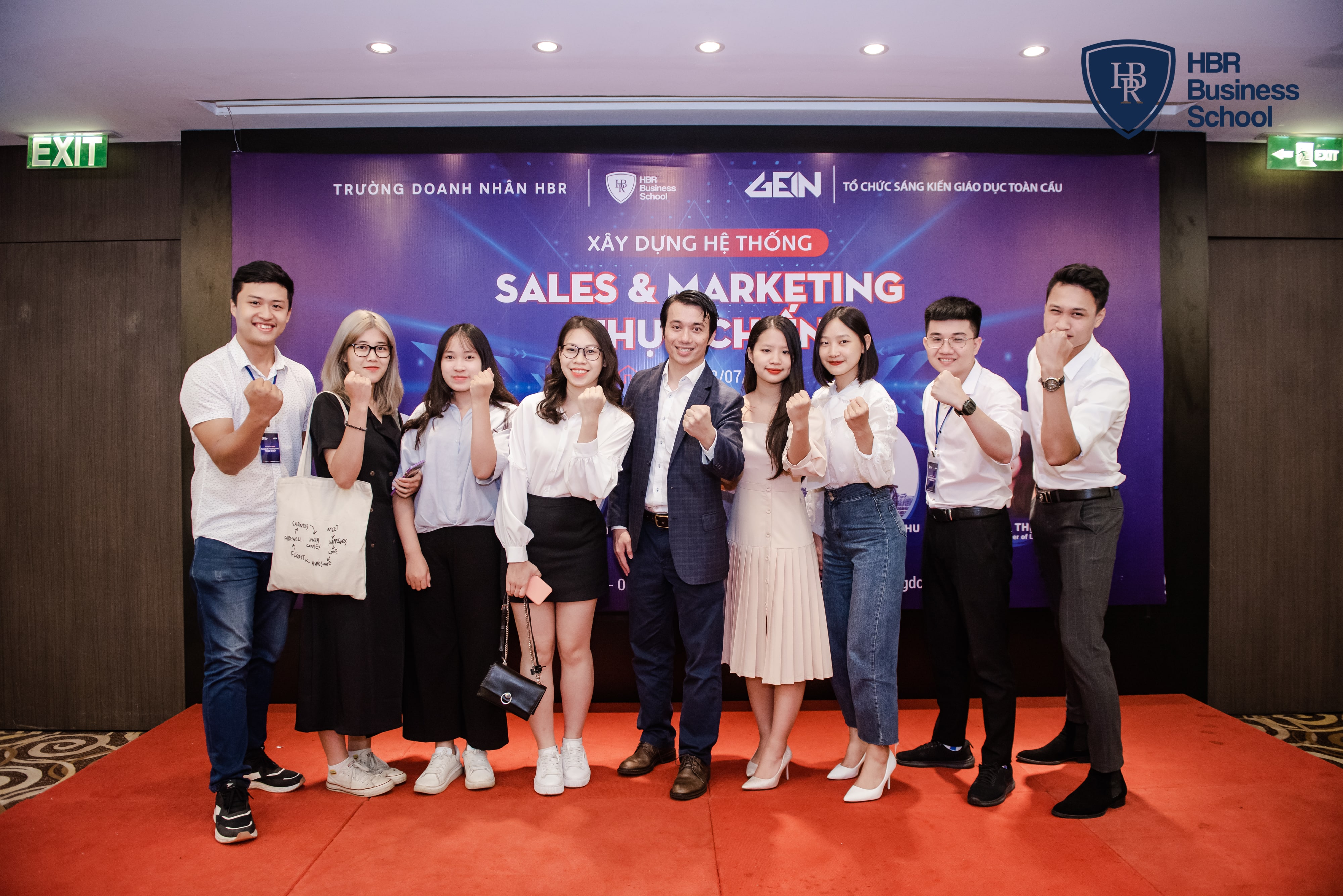 VĂN HÓA ĐÀO TẠO NỘI BỘ TẠI HBR HOLDINGS: XÂY DỰNG HỆ THỐNG SALES VÀ MARKETING THỰC CHIẾN