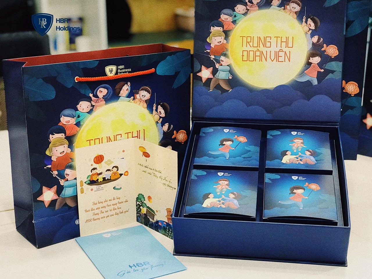 Văn hóa nội bộ HBR Holdings: Món quà đặc biệt dành tặng nhân viên mùa trăng 2022