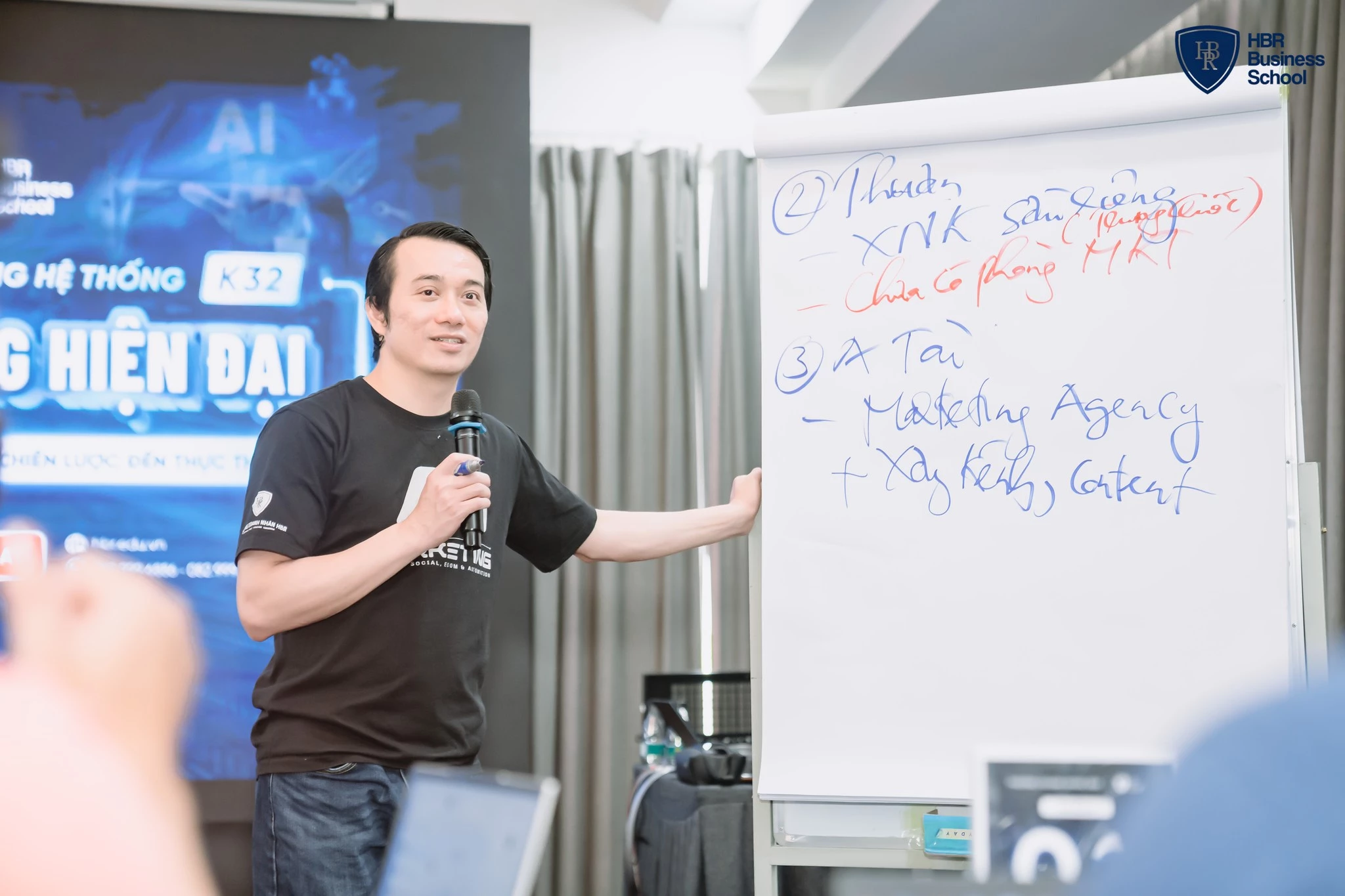 VĂN HÓA HỌC TẬP TRỌN ĐỜI TẠI HBR HOLDINGS NƠI NUÔI DƯỠNG NHÂN TÀI