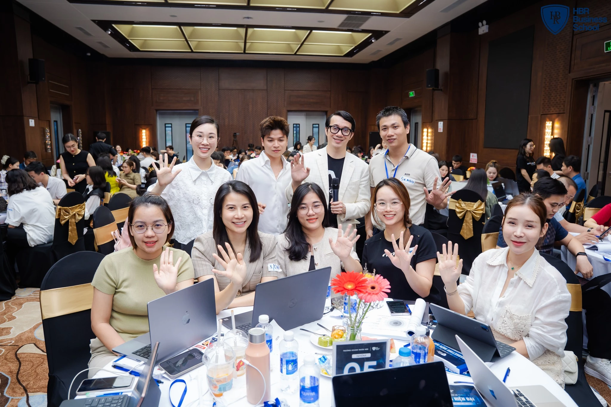 Tại HBR Holdings, mọi quyết định đều được xây dựng trên nền tảng dữ liệu minh bạch, giúp tối ưu hóa hiệu suất và loại bỏ các quyết định cảm tính.