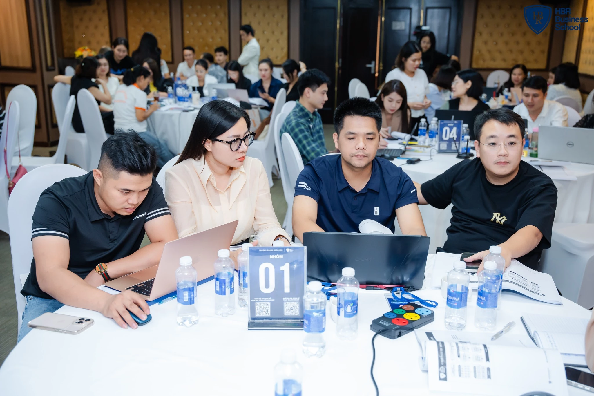 Nhân sự tại HBR Holdings được tham gia các khóa học, workshop nâng cao chuyên môn